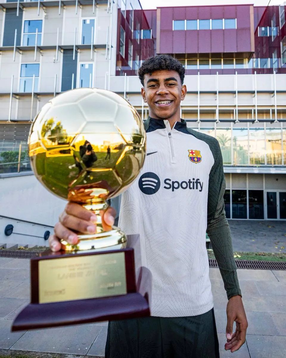 这球我能看一整天（这球我能看一天都不腻）